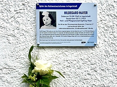 Gedenktafel für Hildegard Mayer, ein Opfer der NS-„Kindereuthanasie"-Morde aus Ingolstadt (Foto: Agnes Krumwiede)